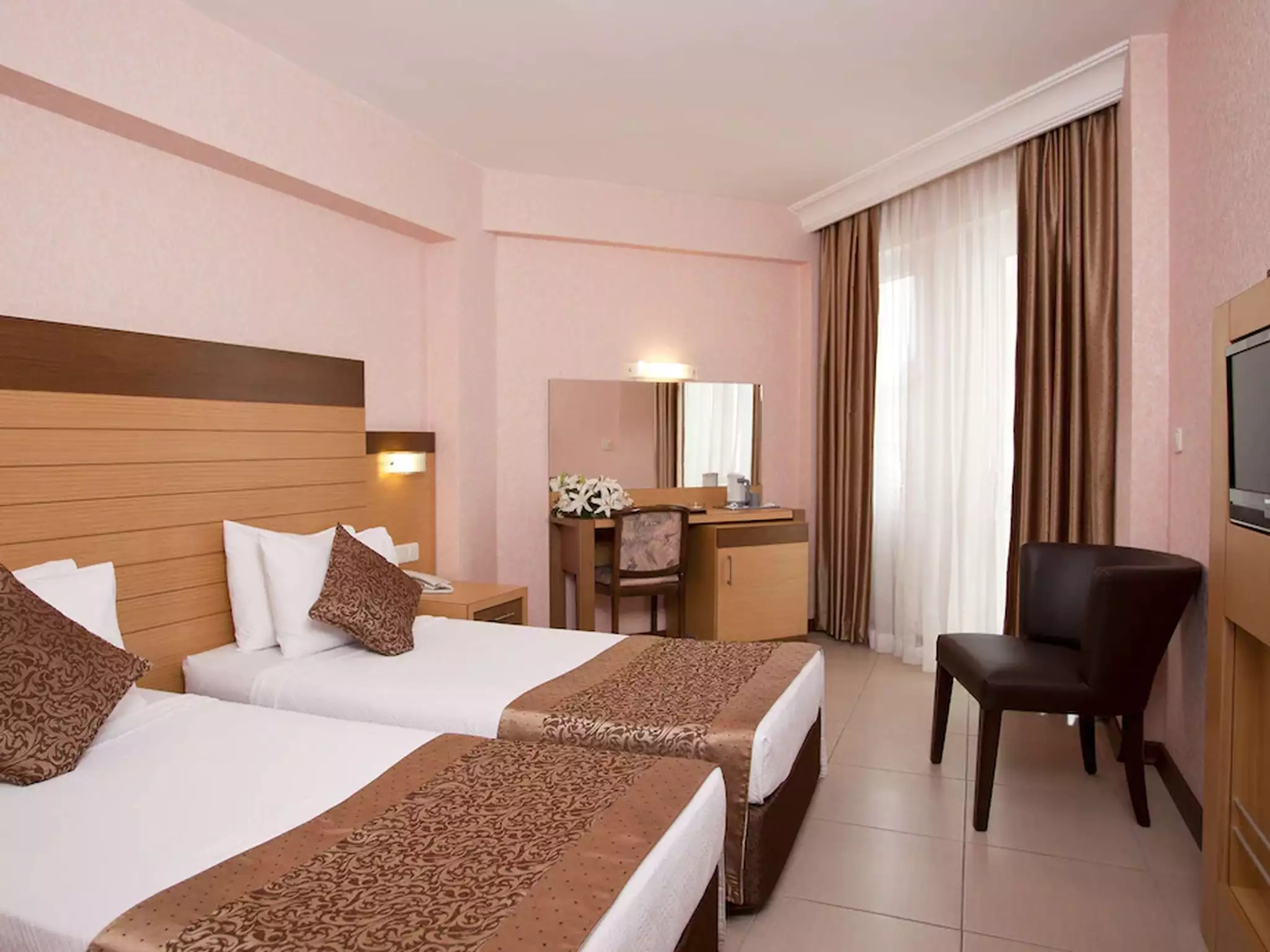 Sunshine hotel аланья. Гранд Сантана отель Турция 5. Senza Hotels Grand Santana Hotel 4*. Senza Hotels Grand Santana 5 Турция Аланья. Senza Hotels Grand Santana 4* Махмутлар, Алания, 20 м до моря.